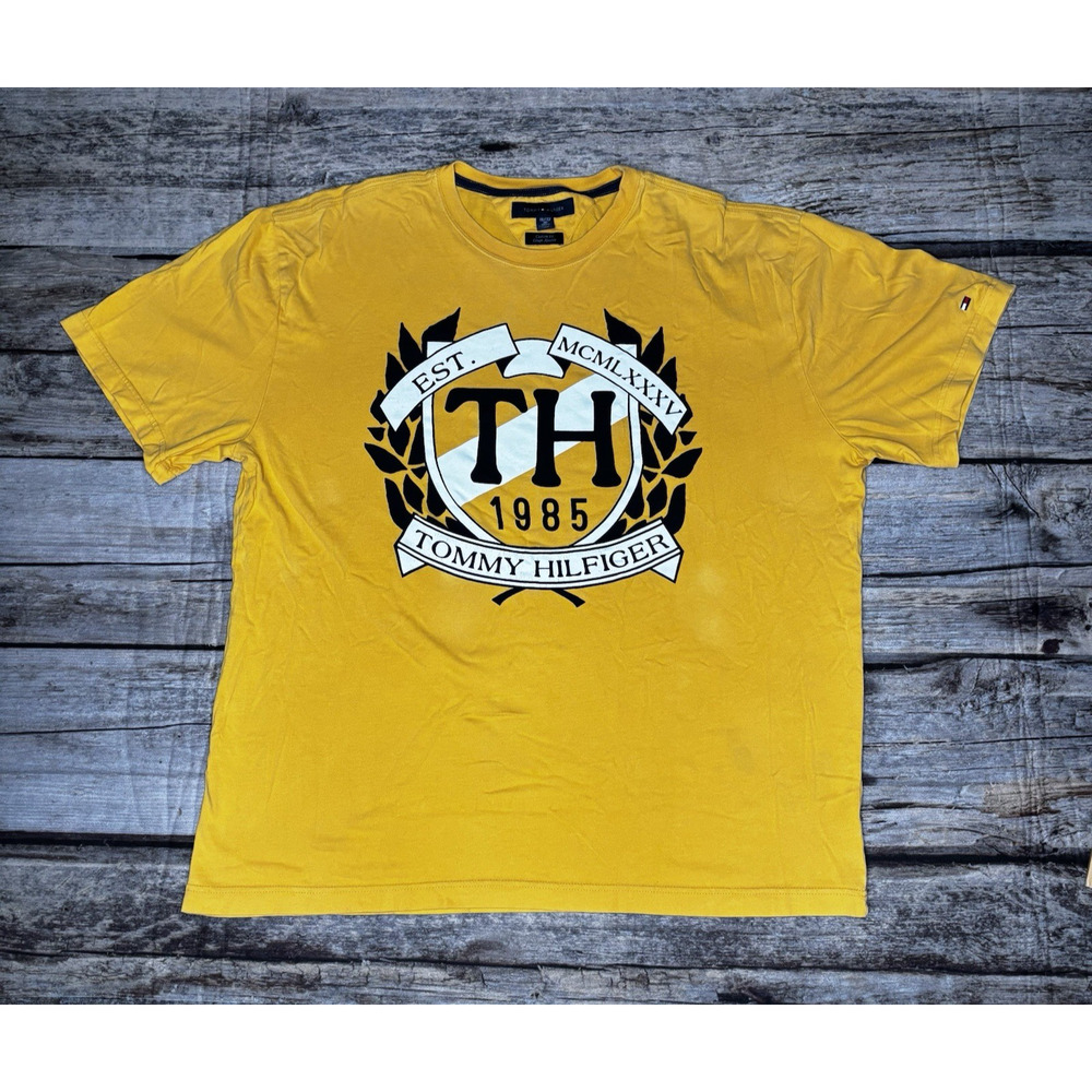 Tommy Hilfiger Crest 1985 MCM Mens T Shirt Yellow Size 2XL Custom Fit